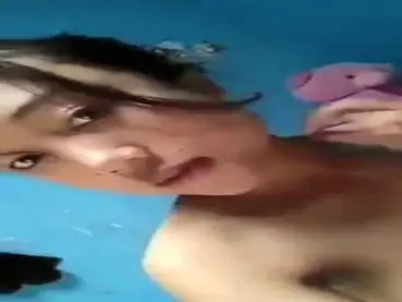 Dokumentasi Gadis Cantik Live Kasur Pink